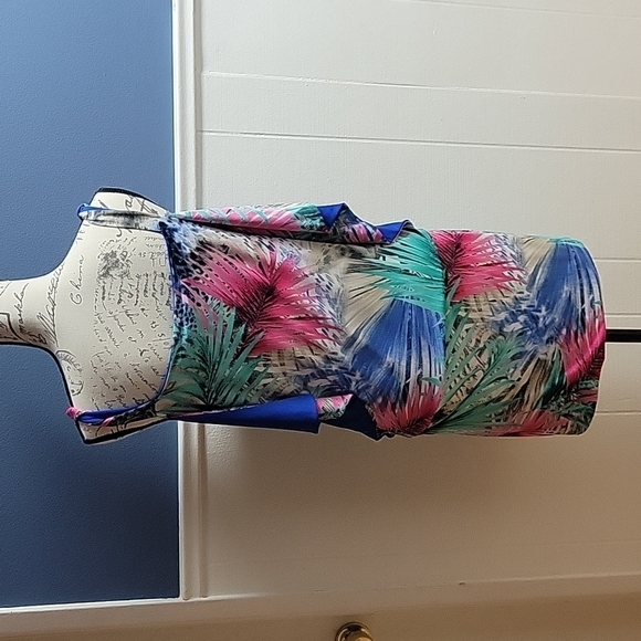 Esperance Paris Multicolored Floral Dress Size small - Picture 6 of 9